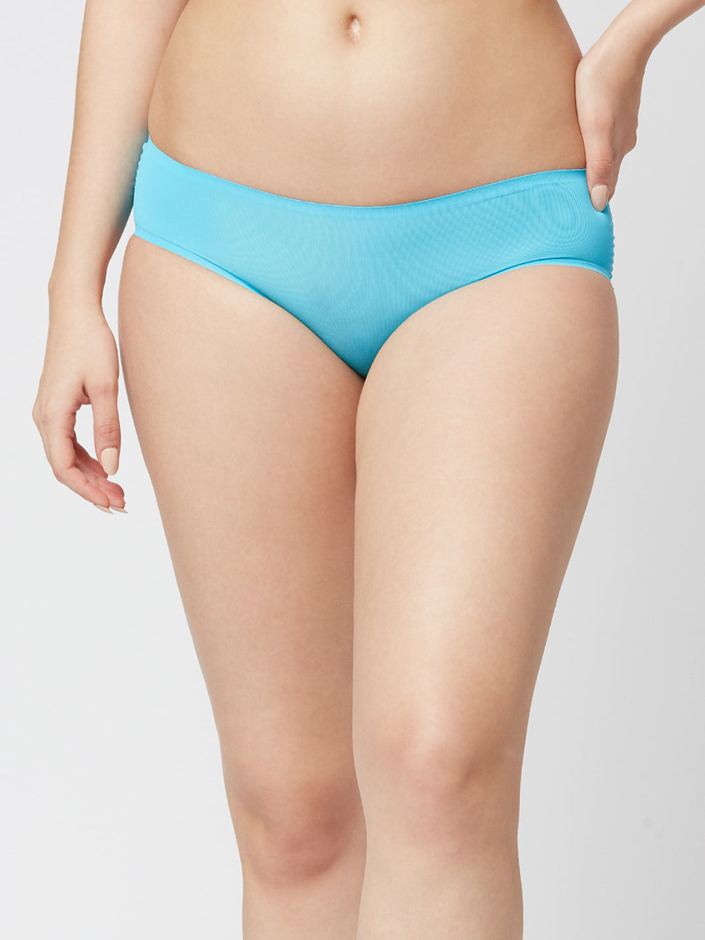 Bonded 104 Seamless Bikini Panties – Pack of 3